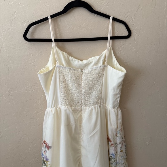 CIDER Floral Shirred Midi Dress | Small | Beige Cottagecore - Picture 8 of 11